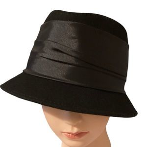 Alessandra Bacci Wool Hat